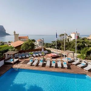 Western La Rade 3*, Cassis Francia